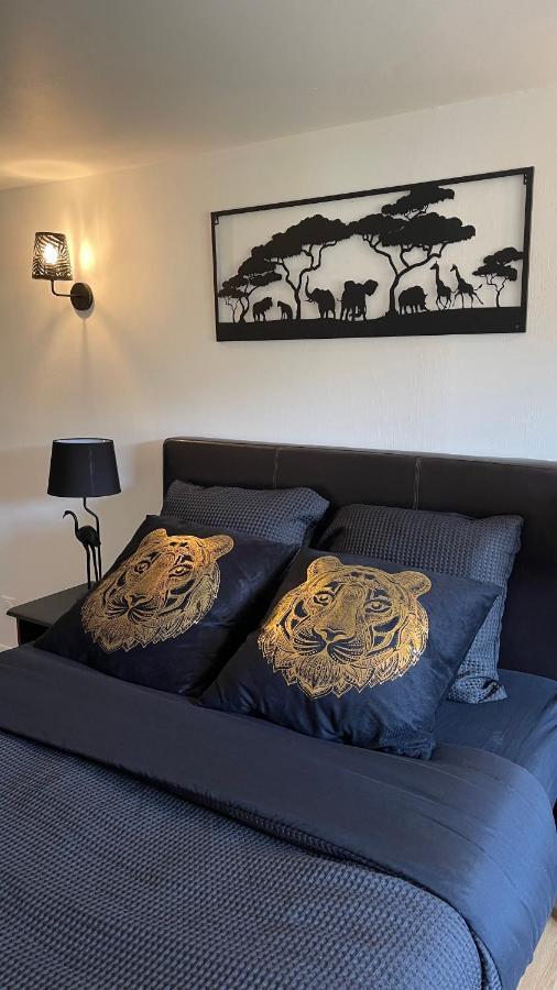 Le Troglo'Gîte, 500m à pied du Zoo de Beauval Seigy Extérieur photo